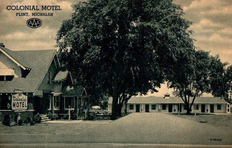 Colonial Motel
